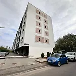 Mega Rossa Residence