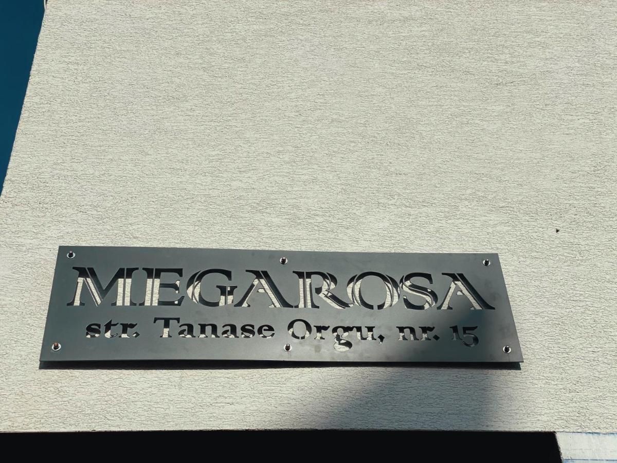 Appartamento Mega Rossa *